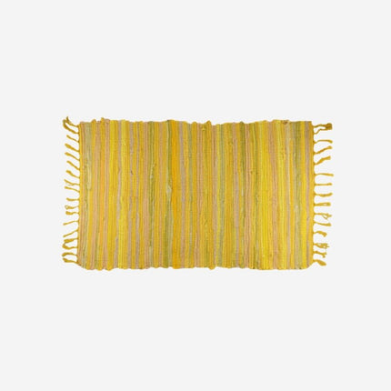 Färgglad vävd trasmatta med fransar