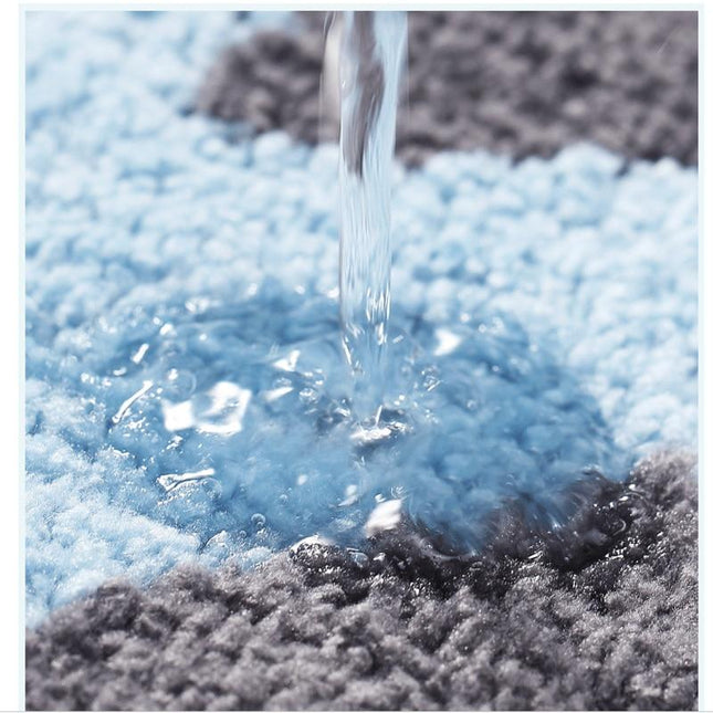 Mjuk badrumsmatta för barn med valmotiv