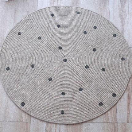Rund prickig jutematta för barnrum