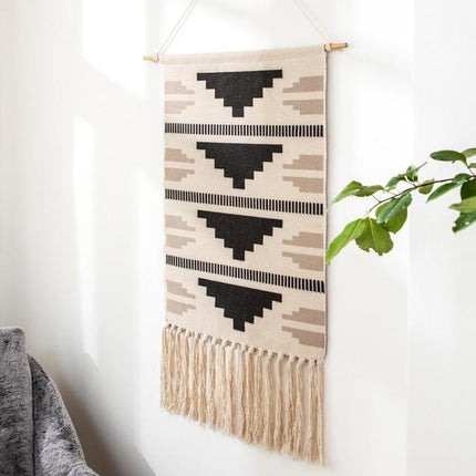 Etnisk väggbonad med geometriskt mönster